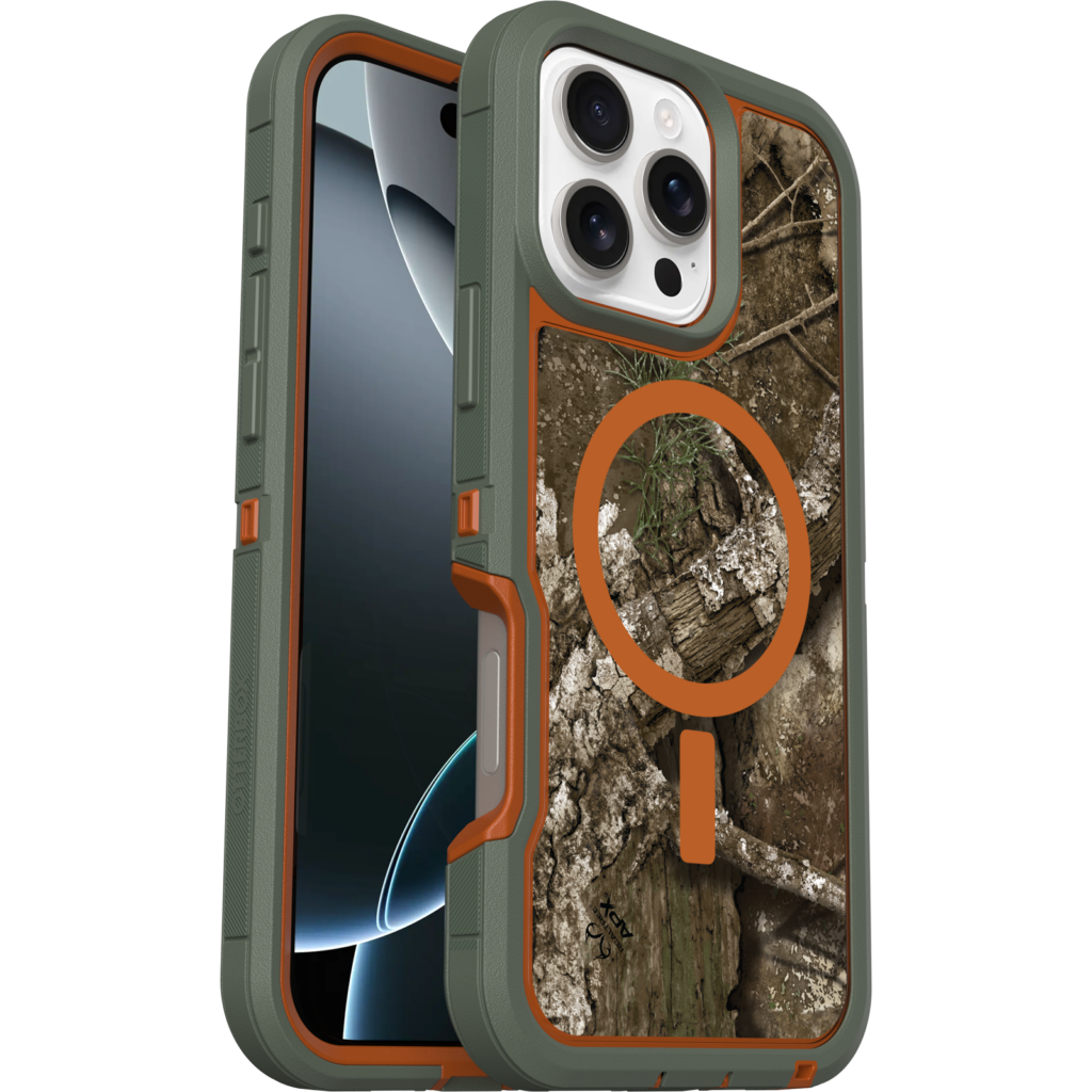 iPhone 16 Pro Max Defender Series Pro XT Case with MagSafe Realtree