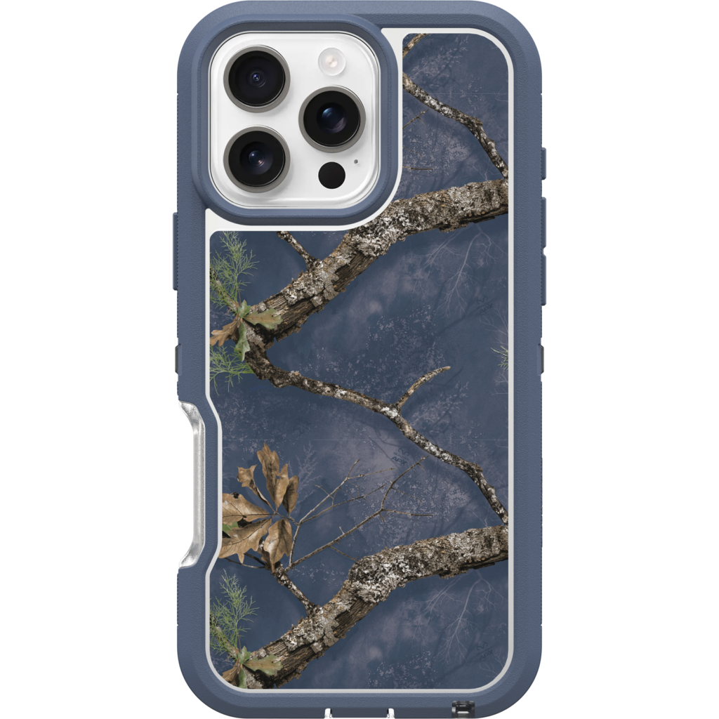 iPhone 16 Pro Max Defender Series XT Pro for MagSafe Realtree APX